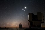 Venuše, Jupiter a Měsíc na Paranalu. Foto: Yuri Beletski, ESO