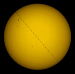 Přelet ISS přes Slunce 30.4.2012, foto: Klub astronomů Liberecka (MaG, AlešM, HonzaP)