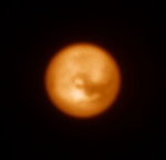 měsíc Titan přístrojem SPHERE - eso1417 Foto: ESO/J.-L. Beuzit et al./SPHERE Consortium