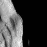 Detail valů kráteru na Merkuru 6 metrů na px Foto: NASA/Johns Hopkins University Applied Physics Laboratory/Carnegie Institution of Washington