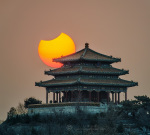 Částečné zatmění nad Pekingem