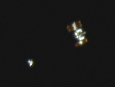 ISS a Endeavour 28.11.2008-1