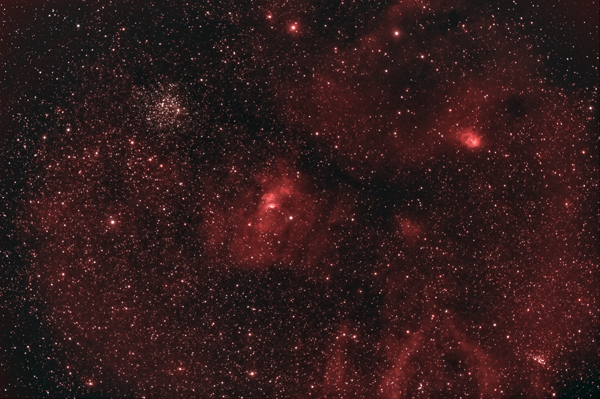M-52 , NGC 7635 Bublinka a okolí