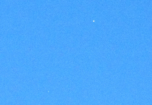 Konjunkce Venuše -Merkur   28.06.2005 -denní