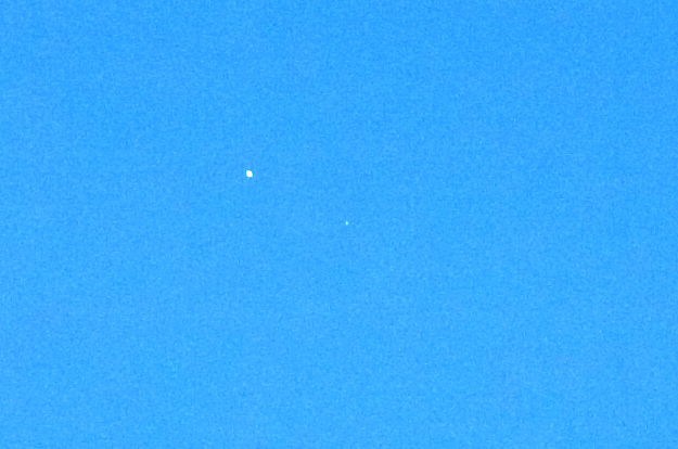 Konjunkce Venuše- Merkur   27.06.2005- denní